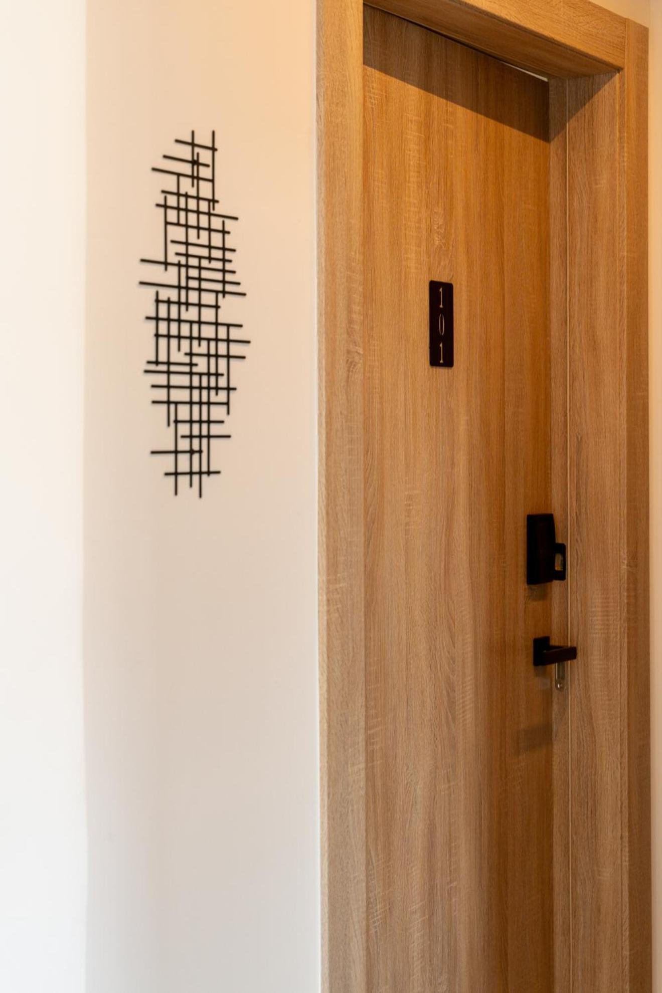 Incorsο - Smart Luxury Stay - Athens Airport - 24Hr Passcode Check In Markópoulon Exteriör bild