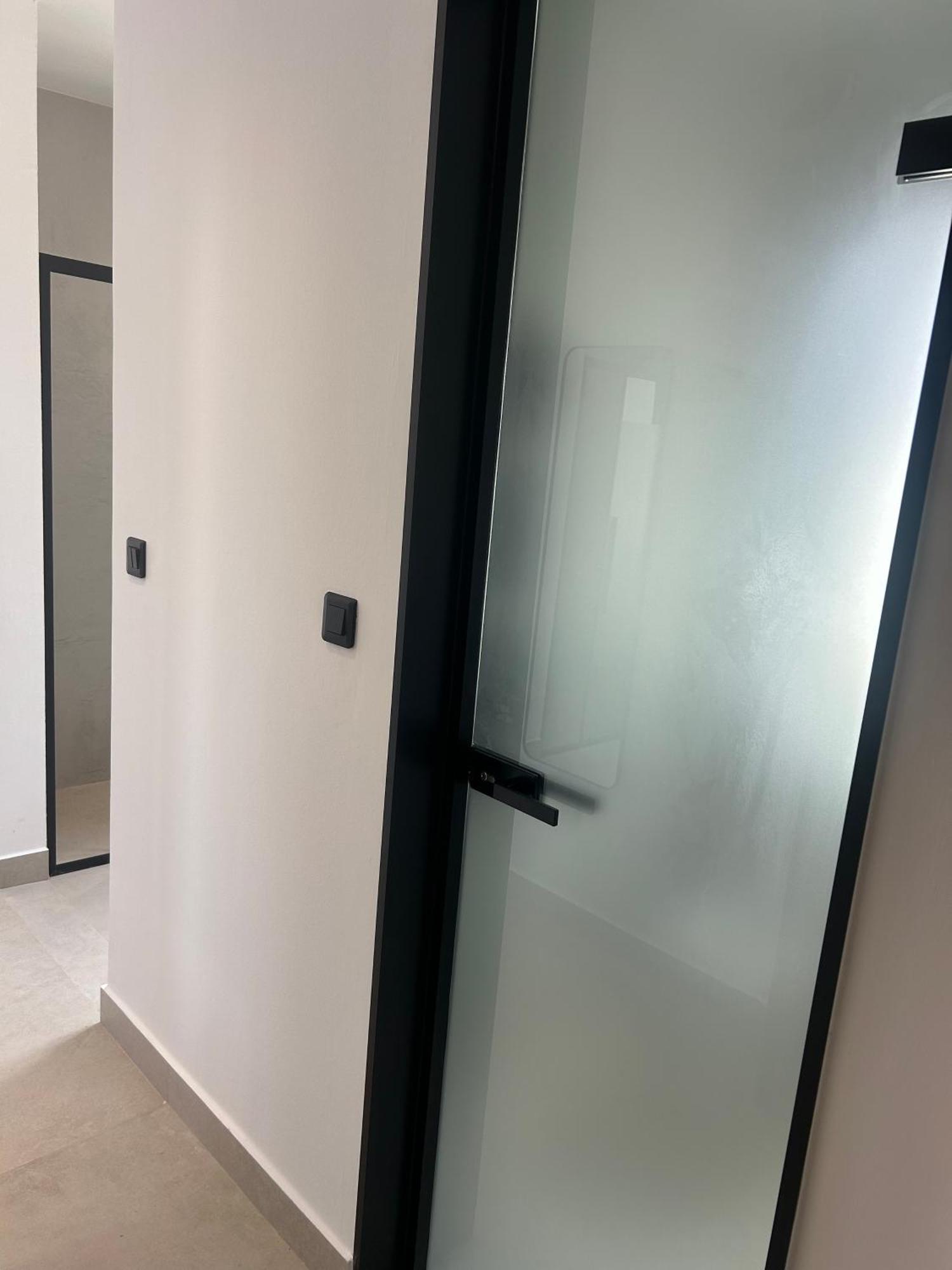 Incorsο - Smart Luxury Stay - Athens Airport - 24Hr Passcode Check In Markópoulon Rum bild
